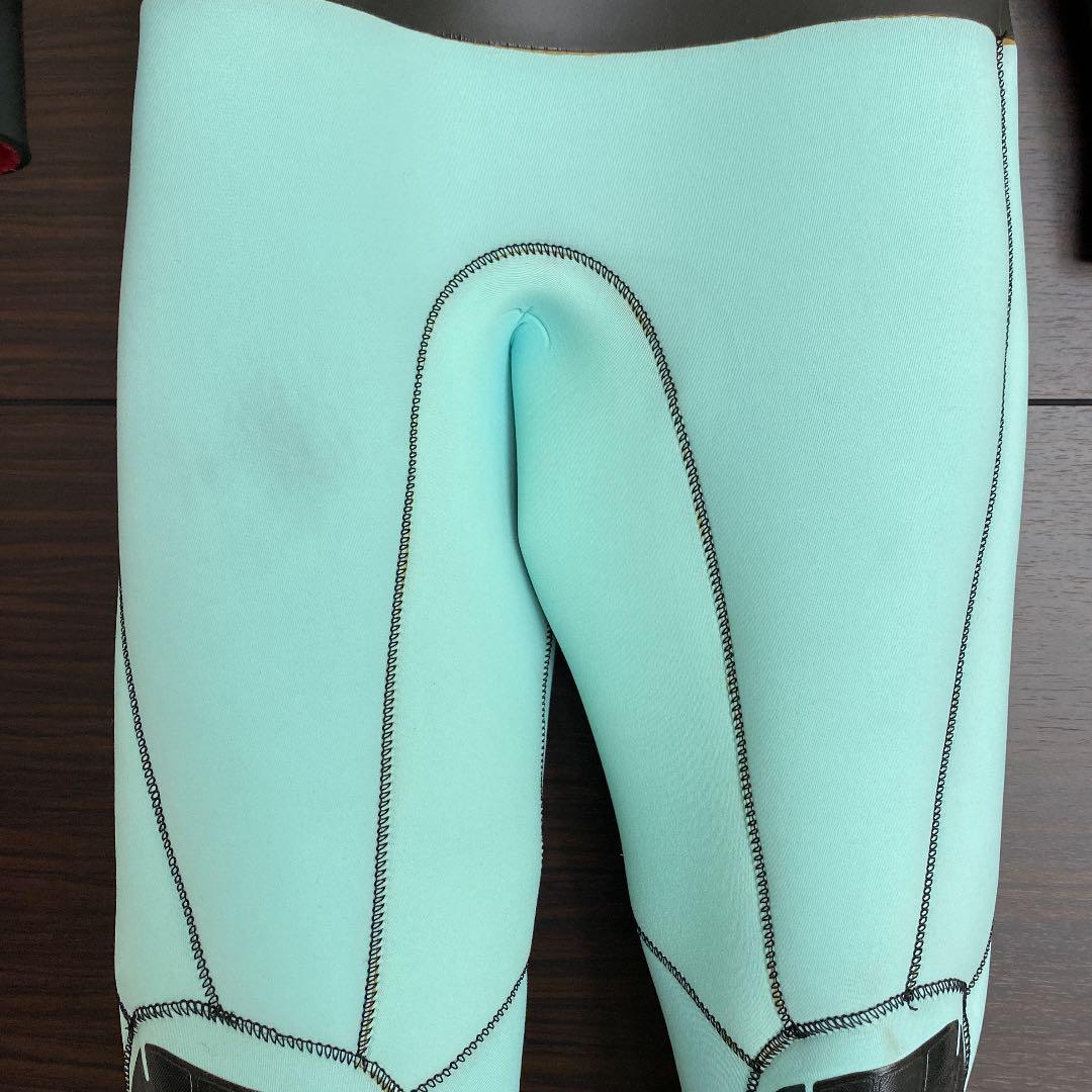 BILLABONG ビラボン＆HONEY コラボ　ウェットスーツ　サーフィン