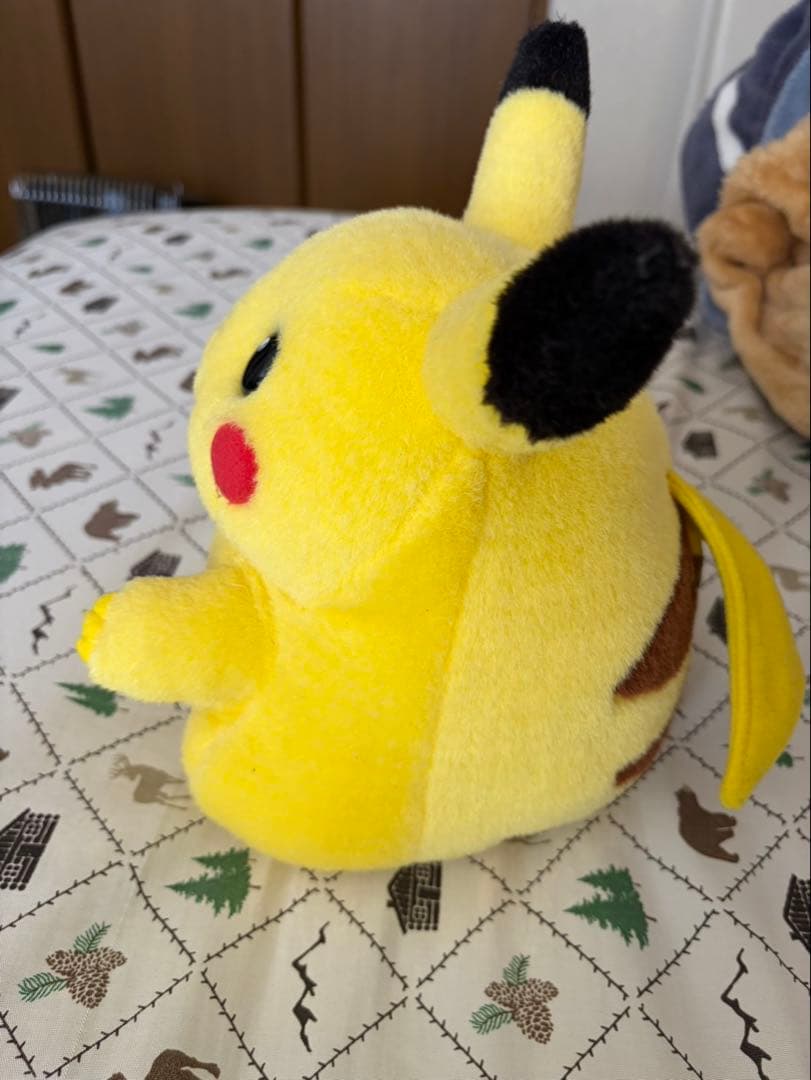 ポケモン ピカチュウ ぬいぐるみ