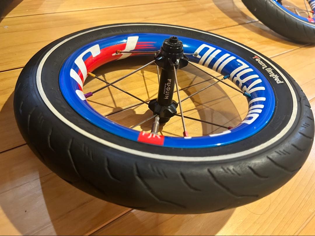 fu-jin フリーク ウルトラカーボン 希少 ブルーホイール 2個セット