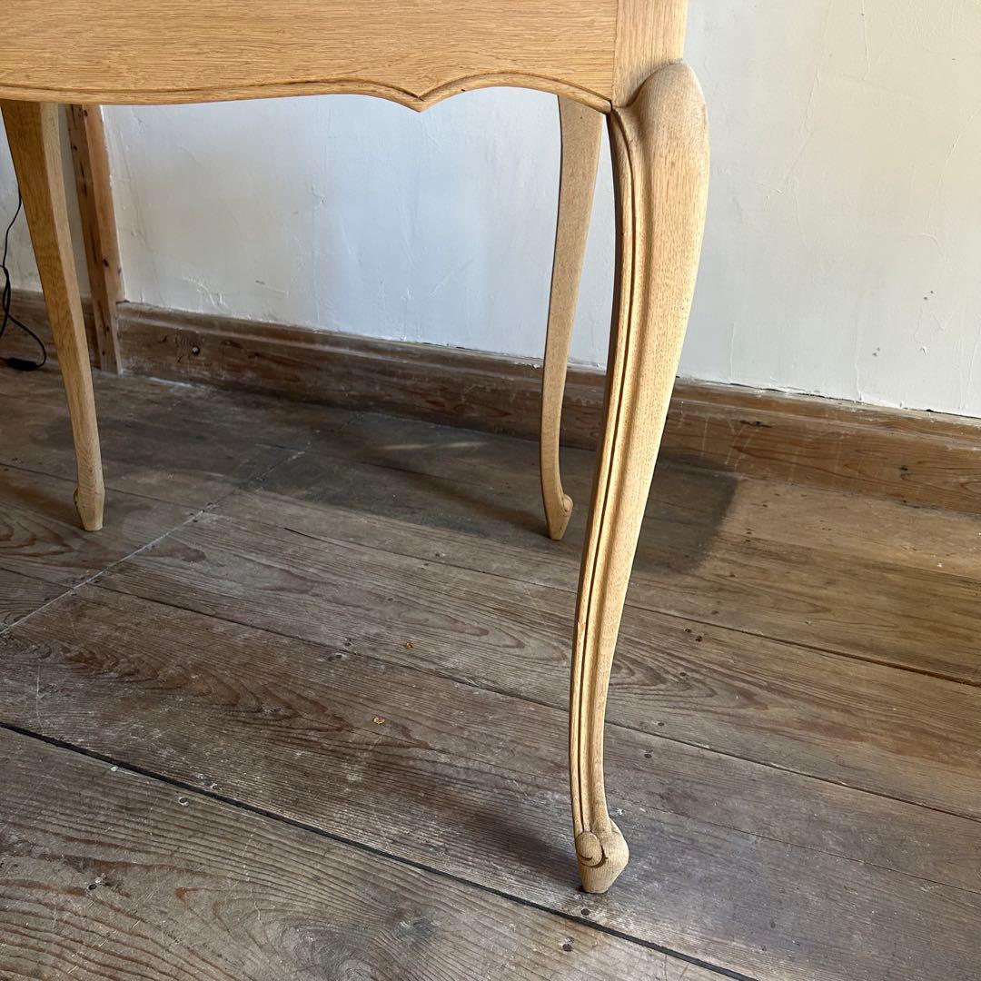 フランスアンティーク　ダイニングテーブル　スクエアテーブル　猫脚　剥離　正方形