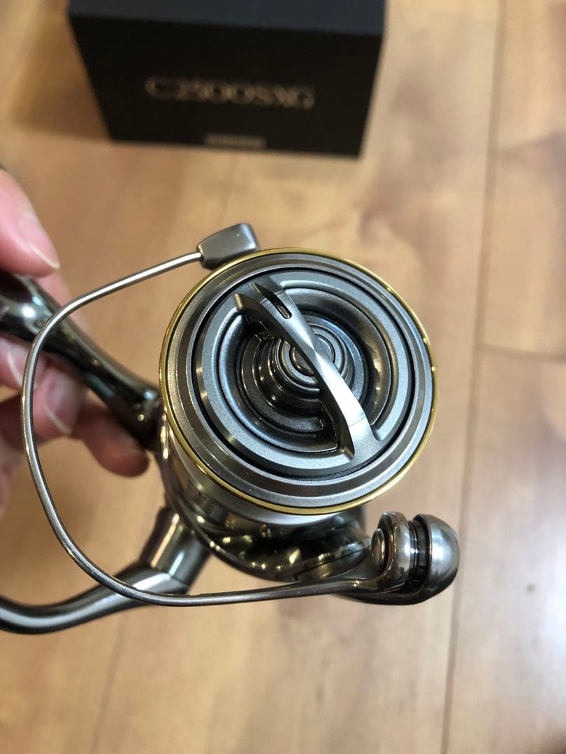 【ジャック】シマノ 18ステラ　C2500SXG 夢屋花梨ノブ装着