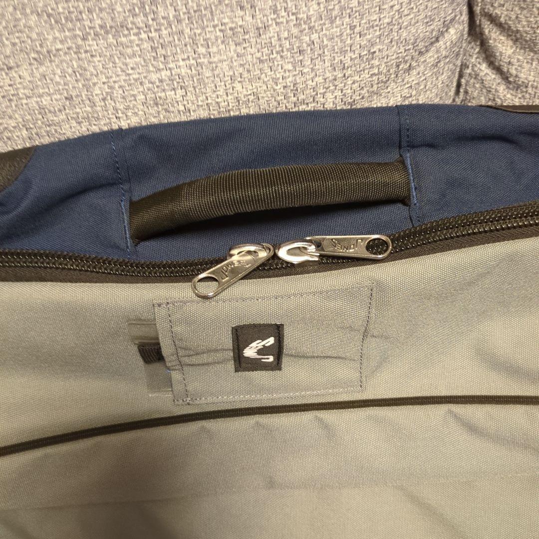 ジョーンズ　バッグ　（リュック機能付）