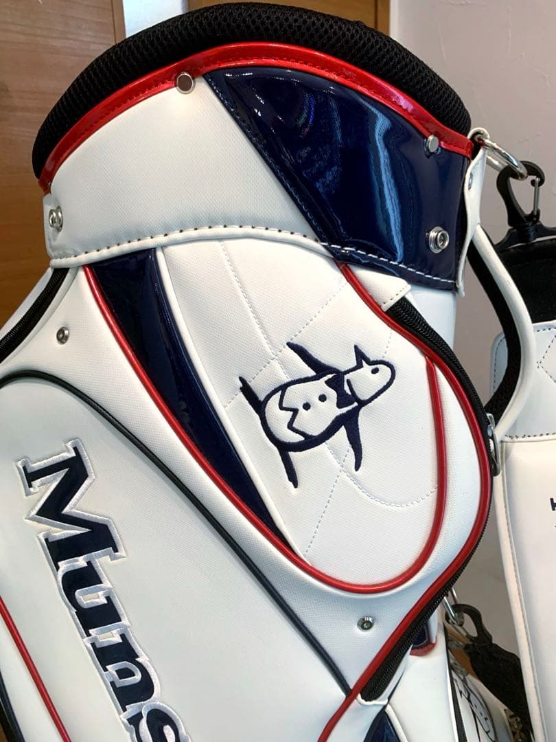 ほぼ未使用　マンシング　キャディバッグ　ハイグレードモデル　軽量　ユニセックス