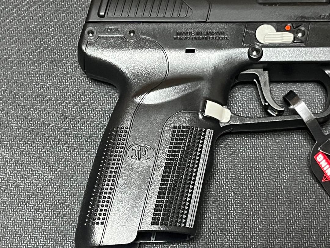 東京マルイ ガスガン FN5-7