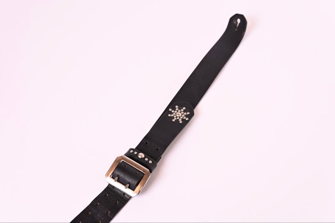 modern Pirates モダンパイレーツ レザースタッズギターストラップ