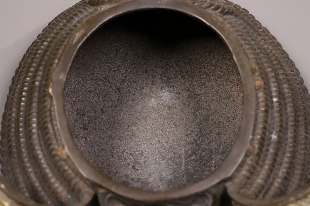 金工 龍光堂造 銅製 兜形 香炉 5374g 香道具 香爐 置物【MA756】