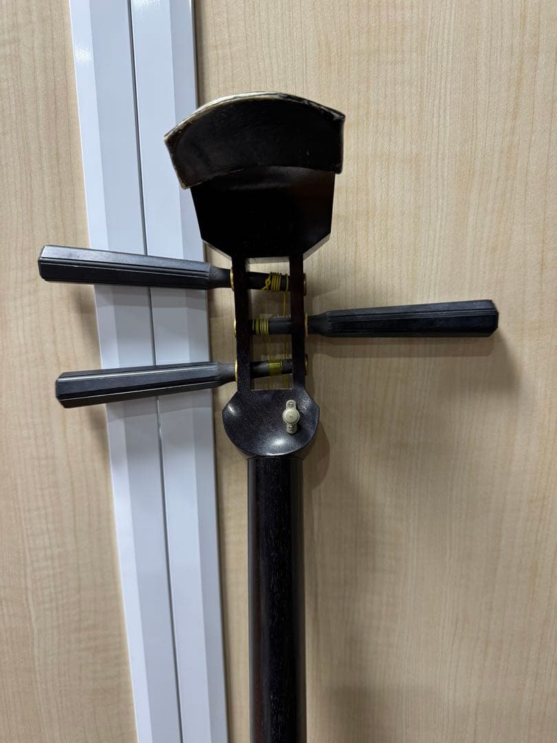 三味線 和楽器 弦楽器 紅木　紫檀　天然素材　ハードケース付き