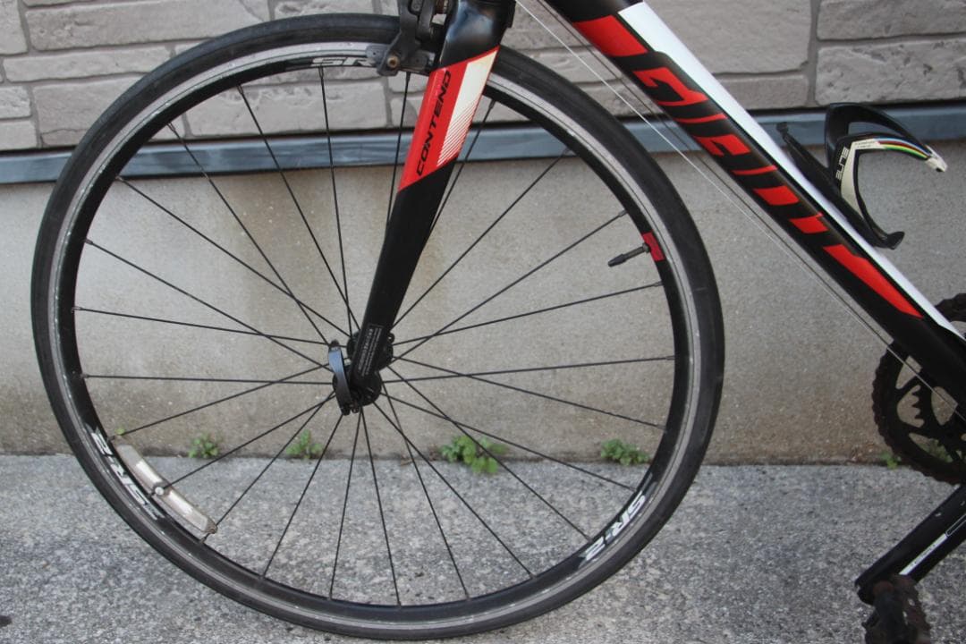 引き取り限定♪人気のGIANT♪CONTEND♪ロードバイク入門用にどうですか♪