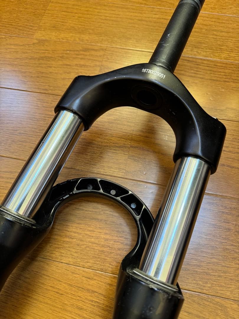 RockShox Argyle ダートジャンプ