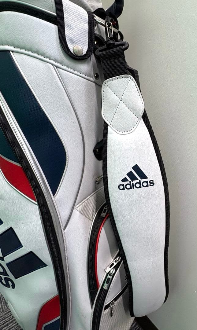 【美品】アディダス　ゴルフ　キャディバック　ホワイト　軽量