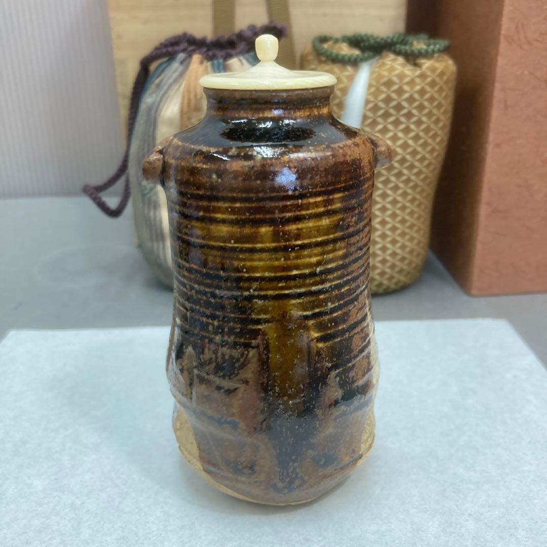 茶器　古美濃　耳付長茶入　老松ト号　妙玄斎書付　加藤光右衛門　共箱　S226MT