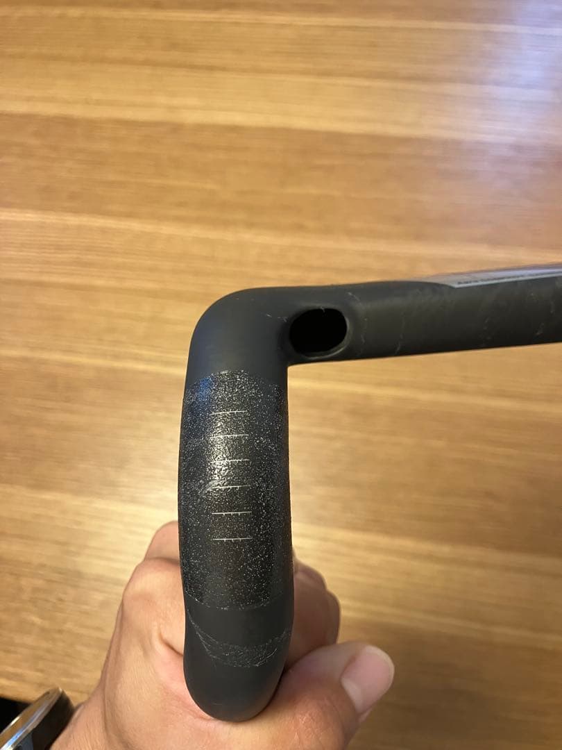 Vision Trimax Carbon Aero ハンドル380-400mm