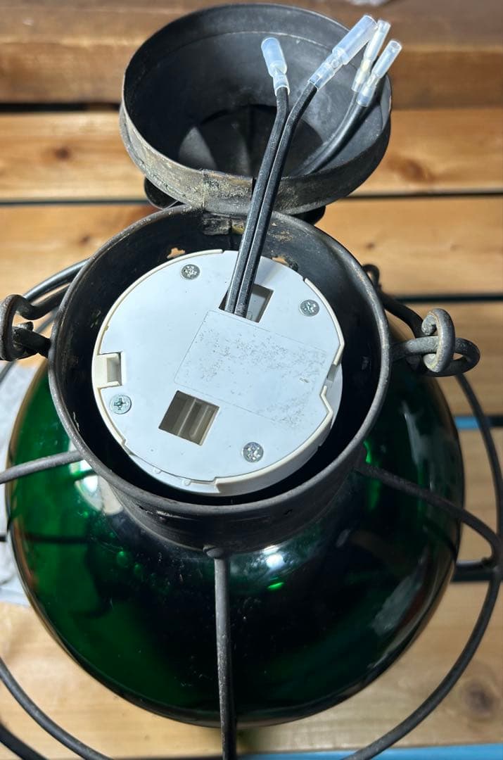 昭和レトロ　船舶用ランタン（吊り下げ/平置き100V電源点灯改造）＜25b14＞