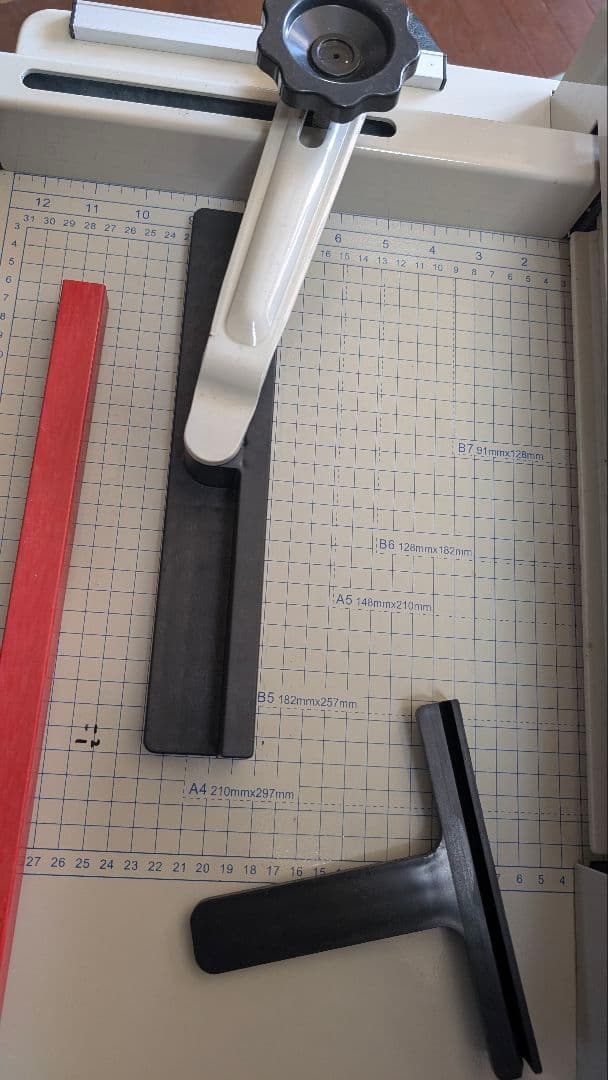 大型 業務用裁断機 ペーパーカッター A4 A3 事務所オフィス