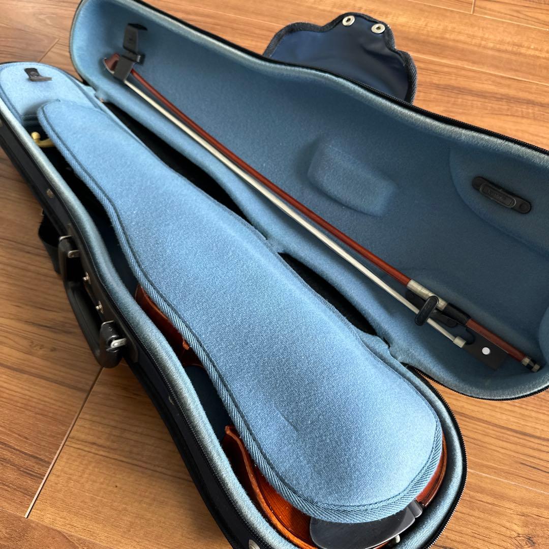 8Q専用　スズキ 1/2バイオリン GEWA製のケース付き