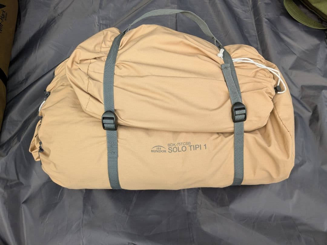 BUNDOK　ソロティピー1　BDK-75TC　二股ポール＆フロントウォール付き