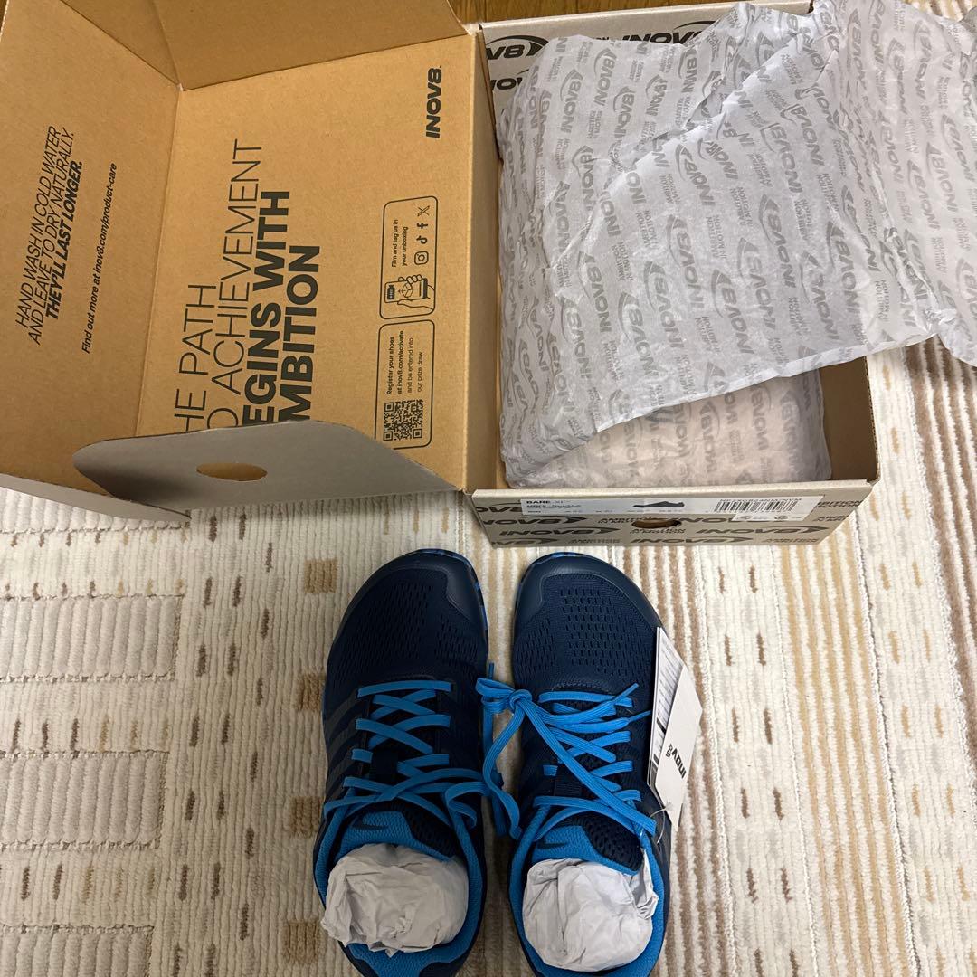 inov8 トレーニングシューズBARE-XF