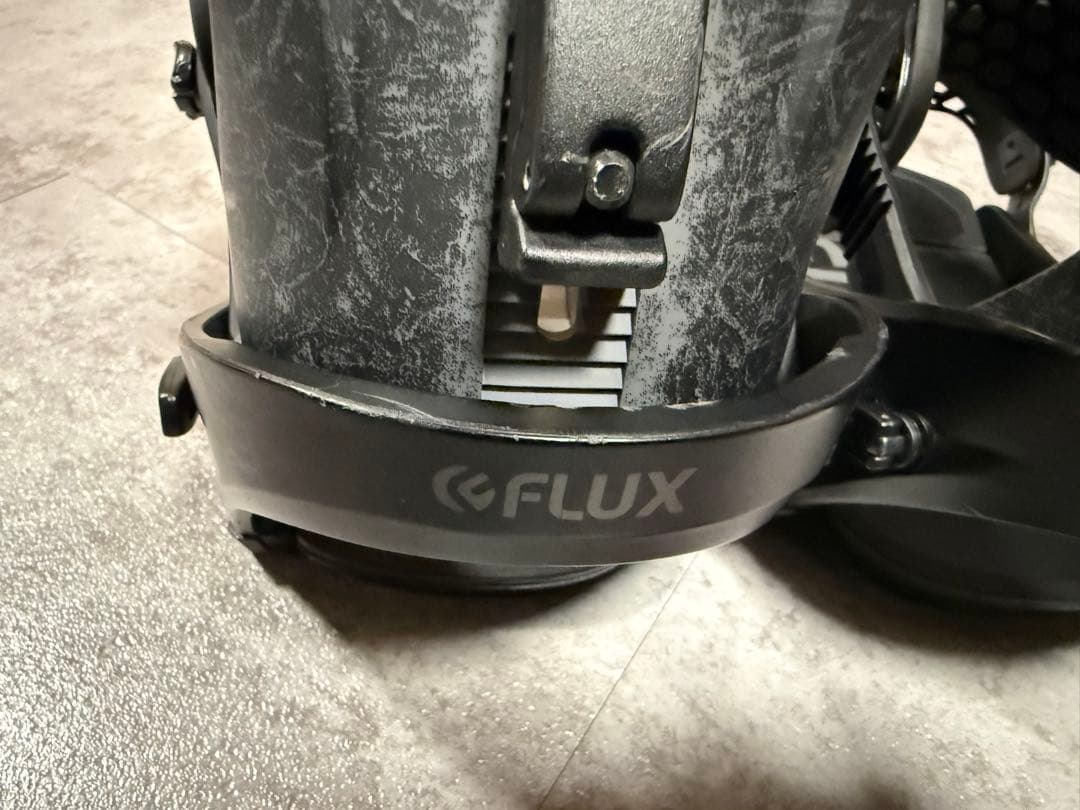 FLUX CV Mサイズ　22-23モデル