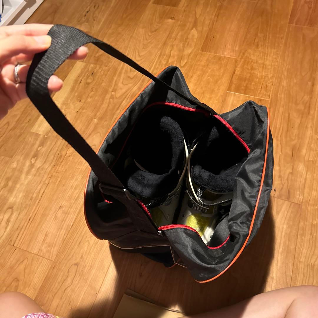 サロモン　スキーブーツ　24cm-24.5cm 収納バック付き