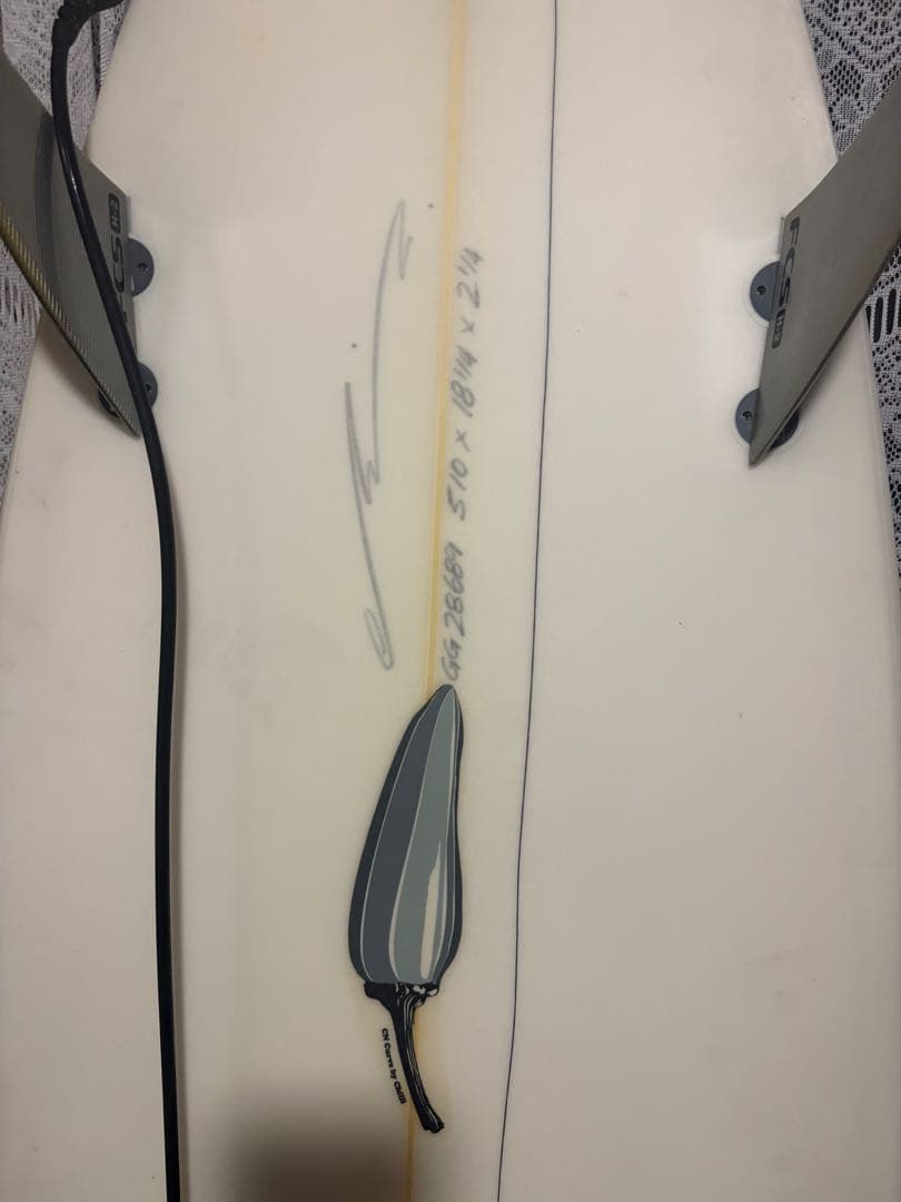 Chilli ショートボード 5'10\" クリーム色