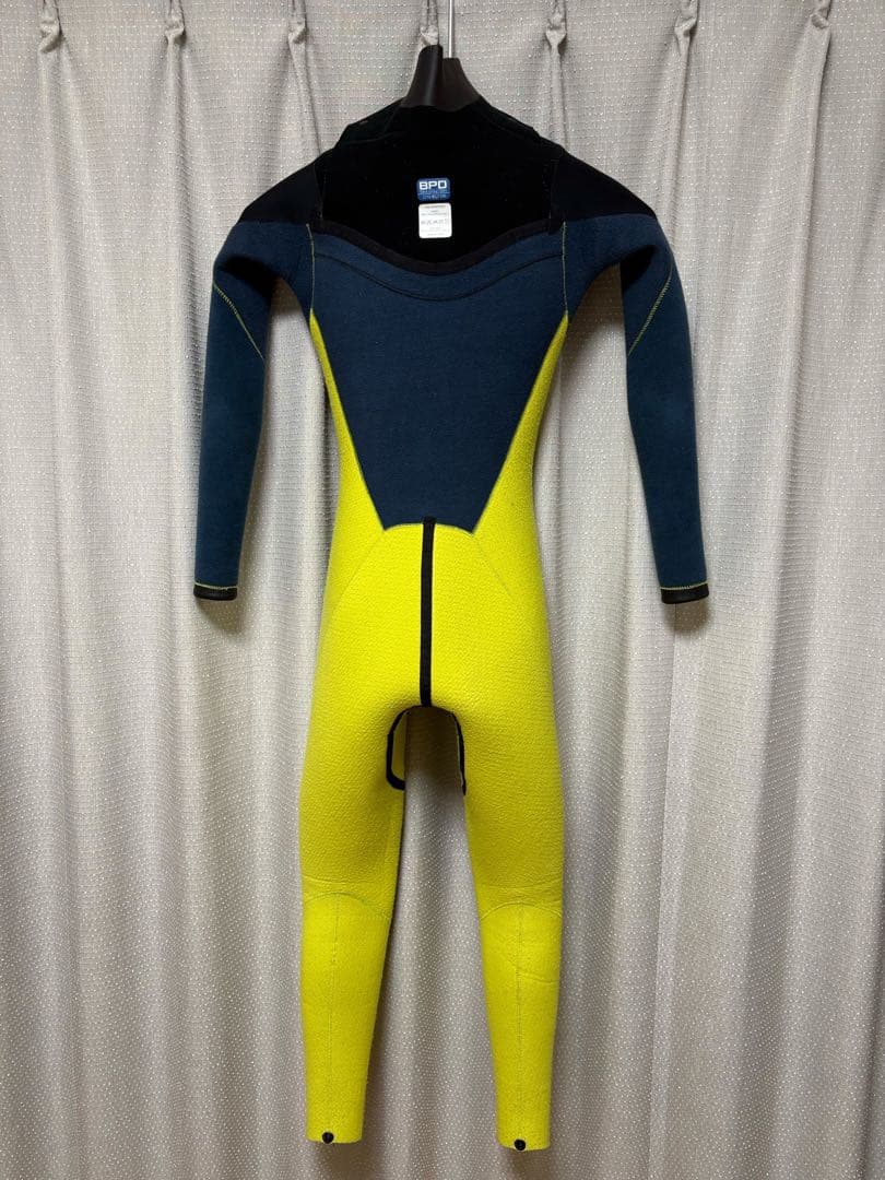 BEWET(ビーウェット)5×3mm セミドライ レディース Mサイズ相当