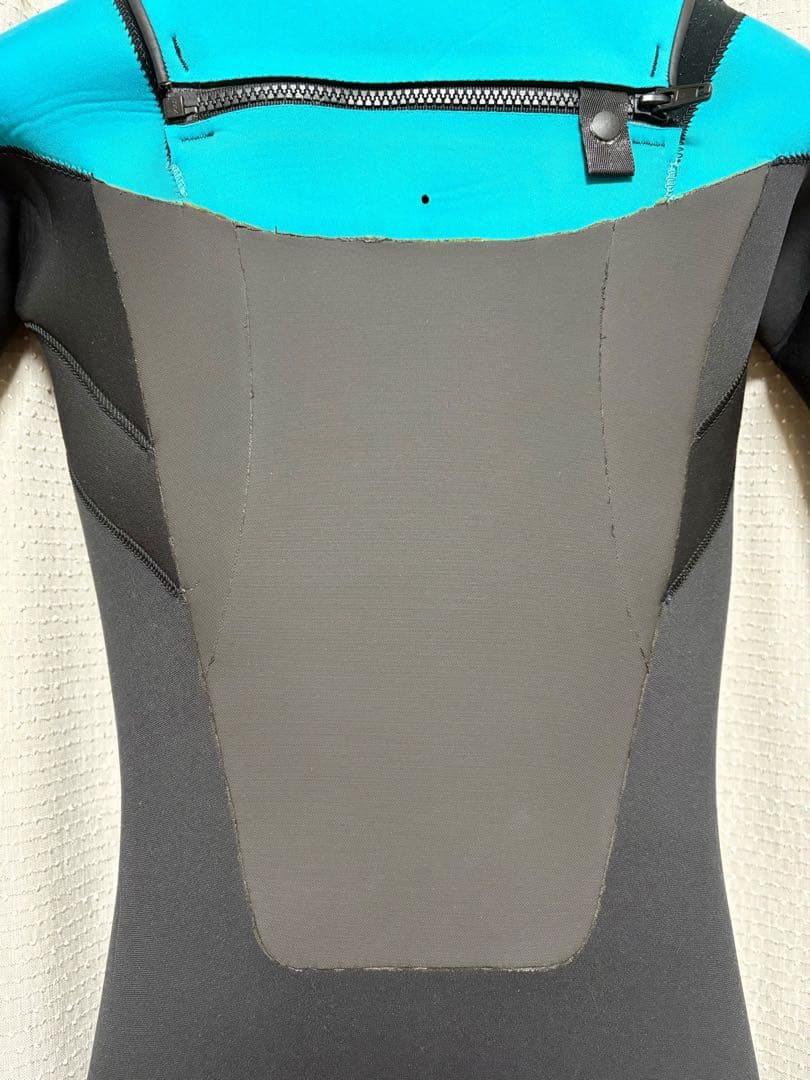 BEWET(ビーウェット)5×3mm セミドライ レディース Mサイズ相当