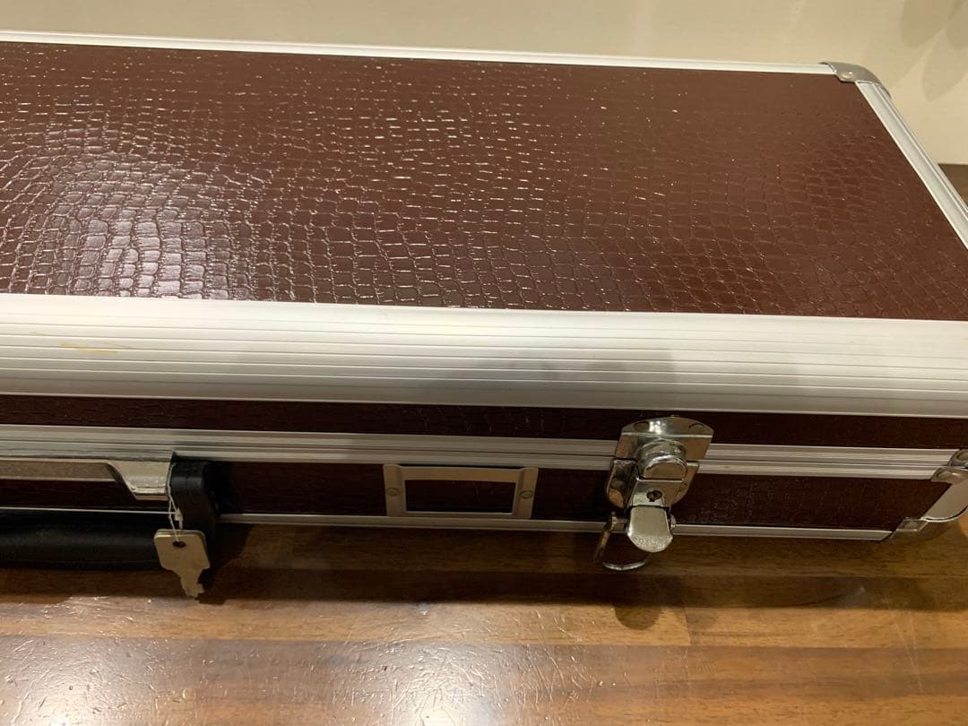 沖縄三線 ヘビ皮製 ケース付き