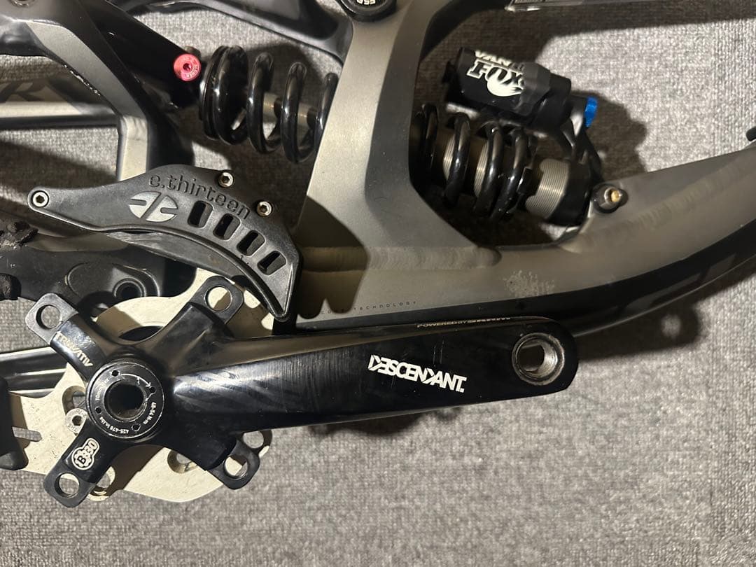 スペシャライズド　DEMO