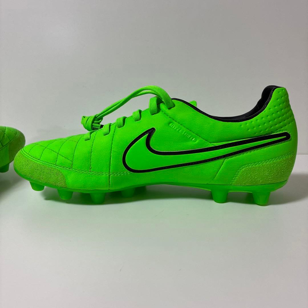ナイキ サッカースパイク ティエンポ レジェンド 5 HG-E 25cm