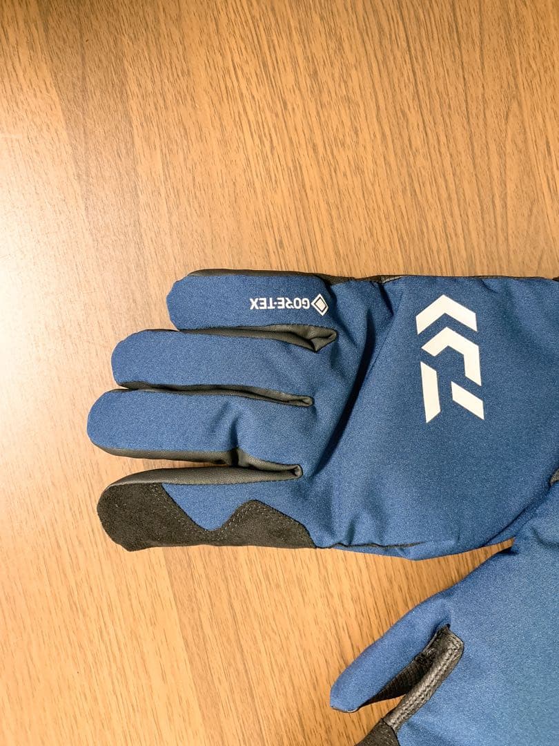 ⭐️新品⭐️ ダイワ　DG-1524W GORE-TEX 防寒グローブ　ネイビーXL