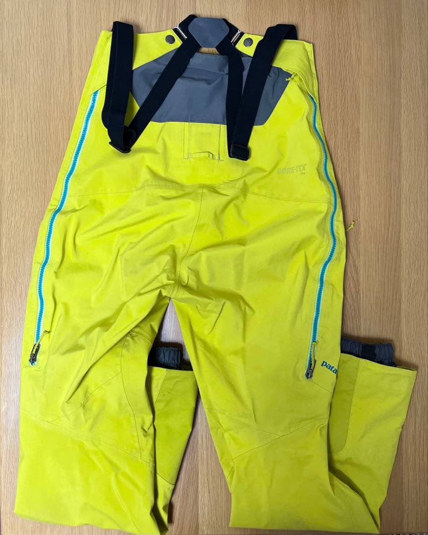 パタゴニア　W’sパウスレイヤービブ　XSサイズ