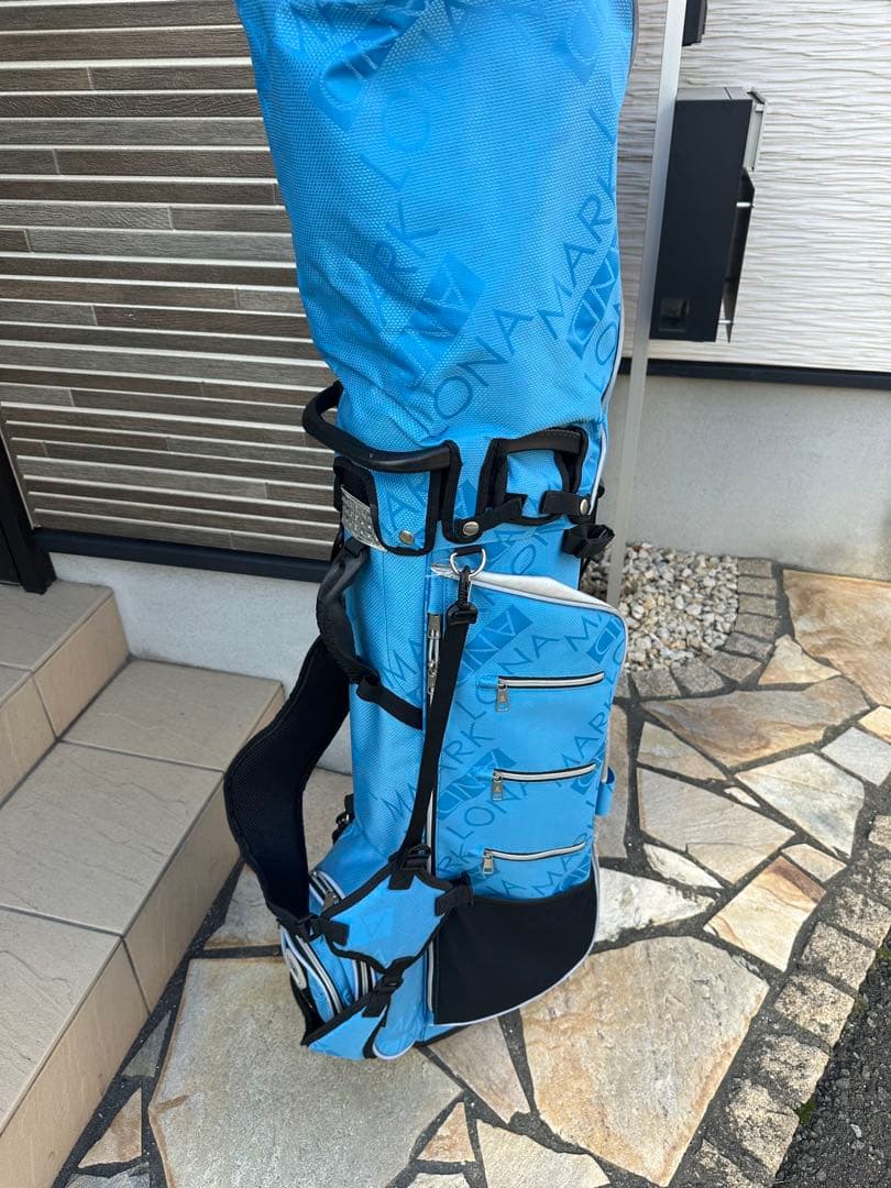 マークアンドロナ　キャディバッグ スカルキーホルダー付き