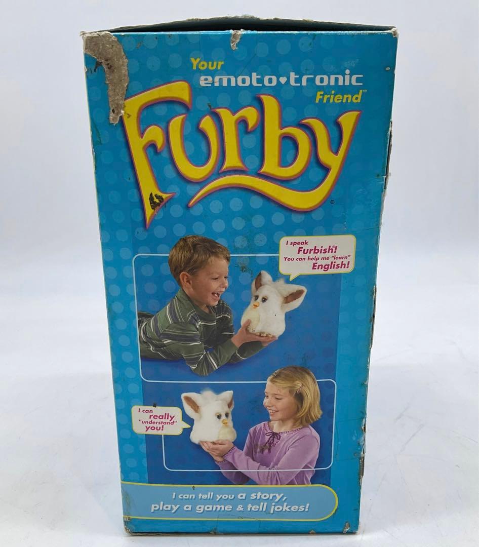 ハ*郎様 ★未開封品★ ファービー2 白 ベージュ 英語版 ブルーアイ 青目 2