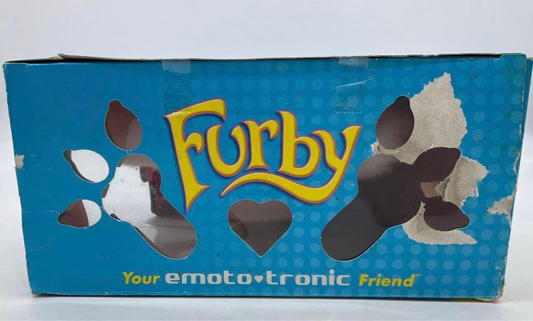 ハ*郎様 ★未開封品★ ファービー2 白 ベージュ 英語版 ブルーアイ 青目 2