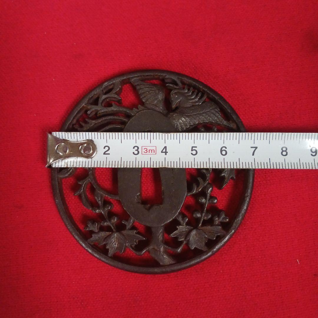 鍔　刀鍔　鳳凰図　鉄地