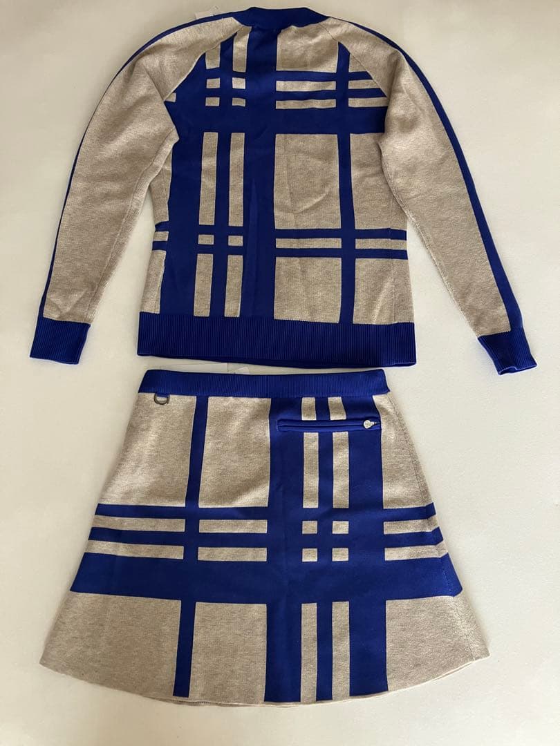 DESCENTEレディース ゴルフ ニットセットアップ グレー/ブルー