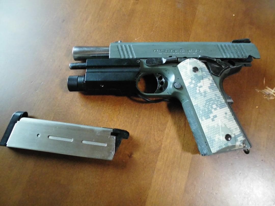 東京マルイ　コルト　OPSウォーリア　ガスブロプラスチック製