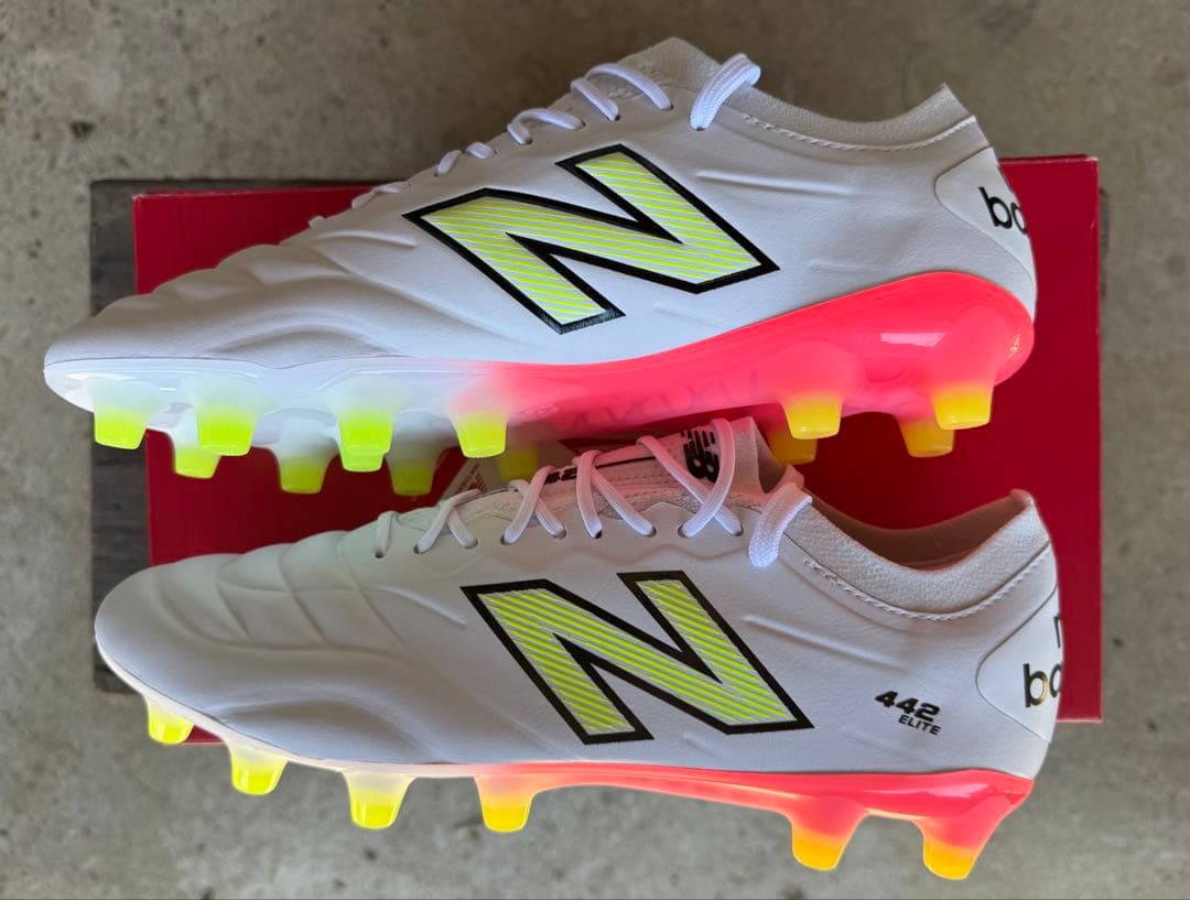 New Balance 442 v2 Elite HG（Dモデル）