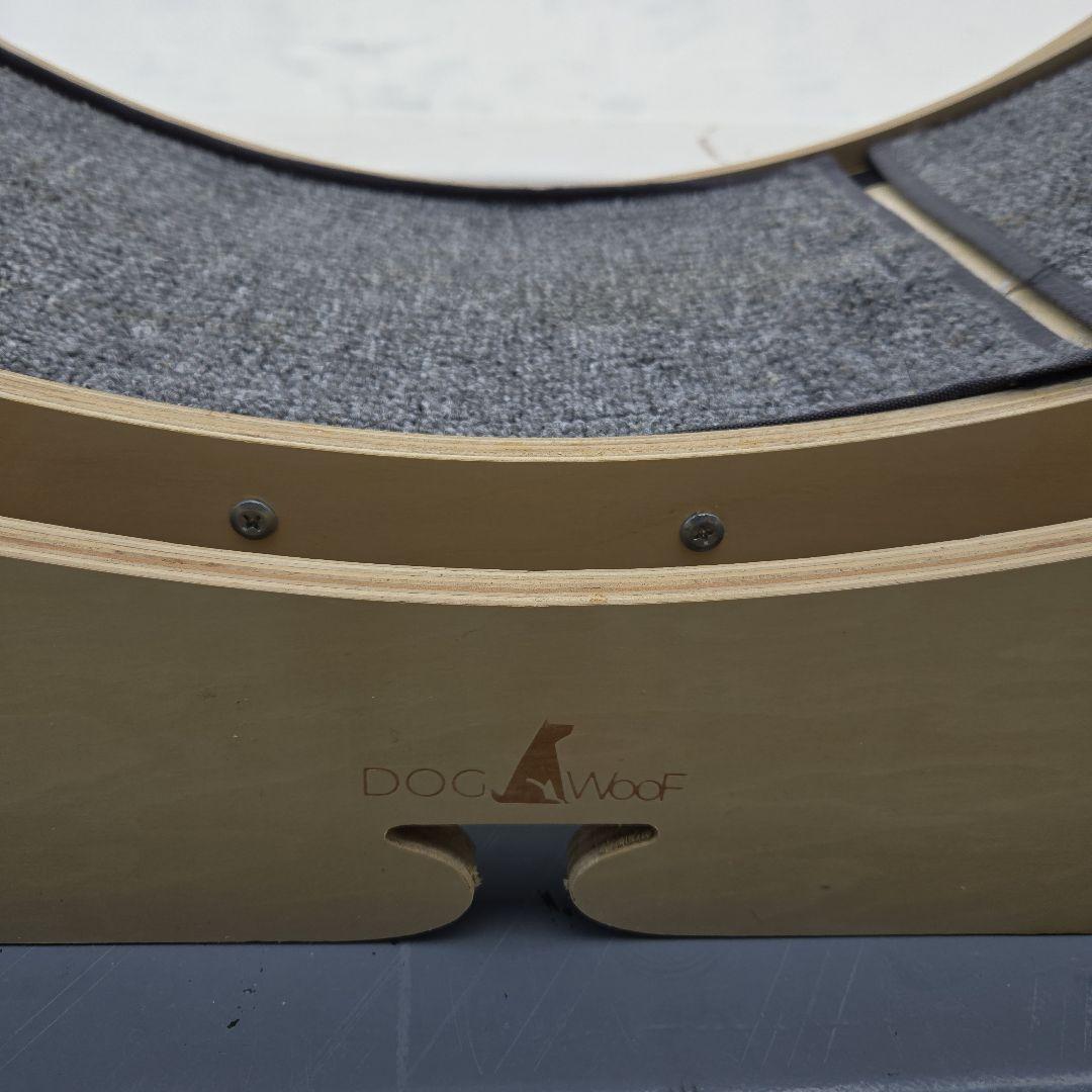 DOG Woof 大型木製回し車