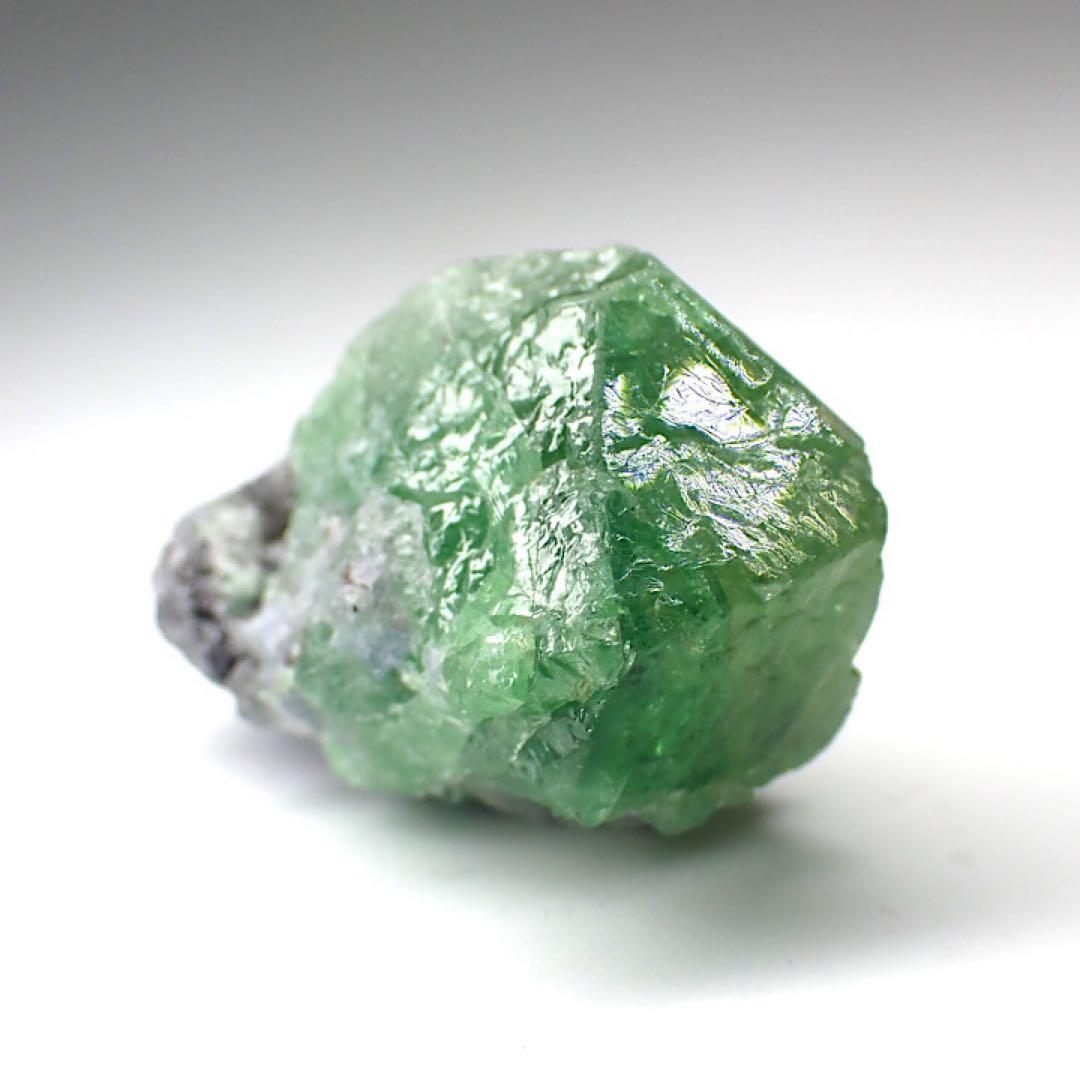 【タンザニア/メレラニ産】ツァボライト原石