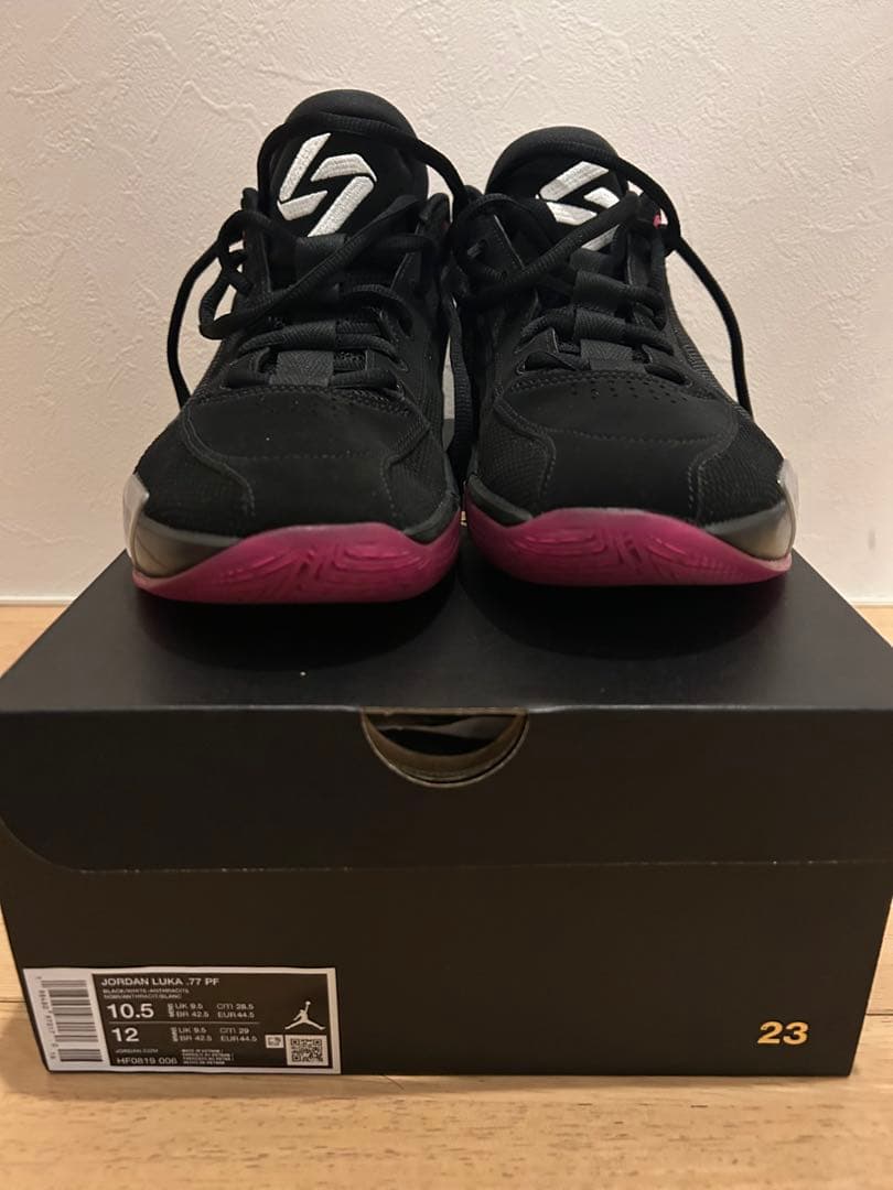 ルカ.77 PF “Navidor”ブラック/ピンク