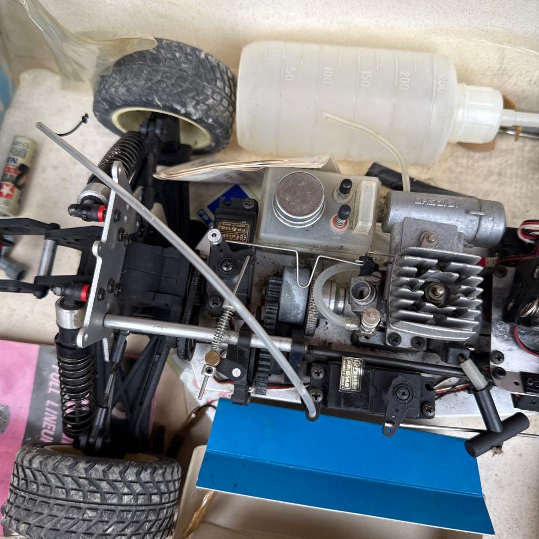 Peugeot Pioneer RCカー ガソリンエンジン