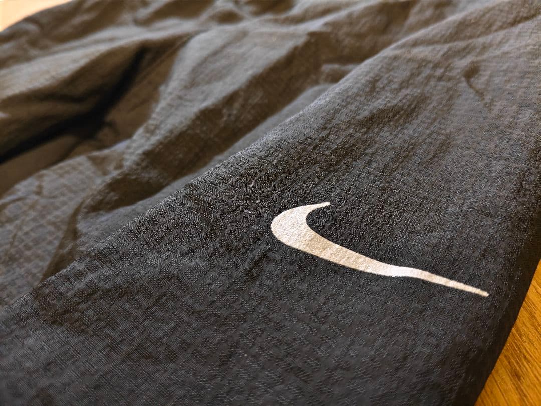 ナイキ　サーマフィット　エッセンシャルパンツ　裏起毛