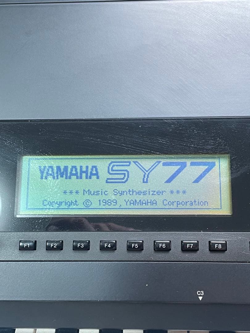 YAMAHA SY77 シンセサイザー【ジャンク】