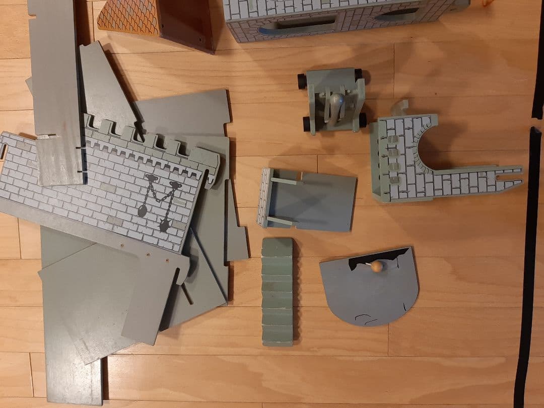 大きな 城　キャッセル　木のおもちゃ　イマジナリウム　Castle