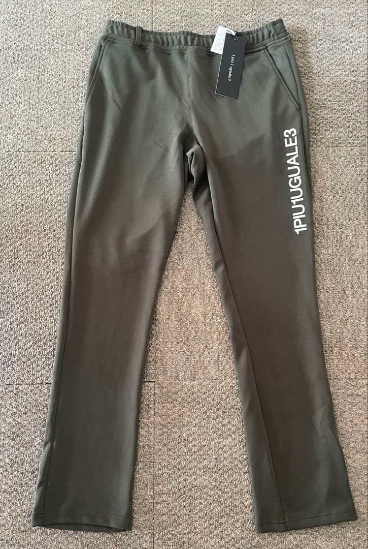 ウノピュウ　1PIU1UGUALE3 パンツ　カーキ