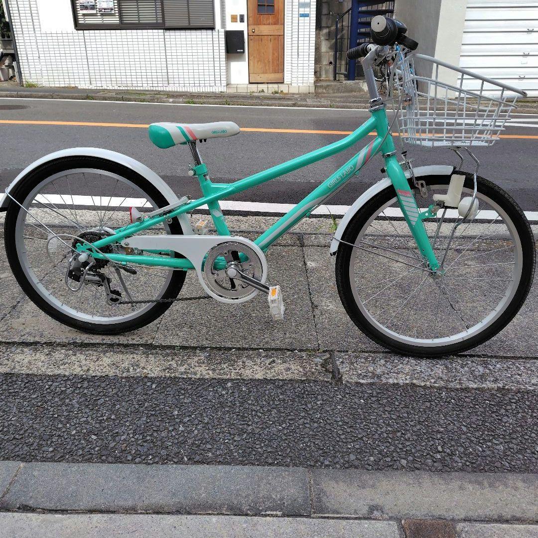 22インチ6段変速付き　アサヒ ジュニアシティ ターコイズ 自転車ヘルメット付き