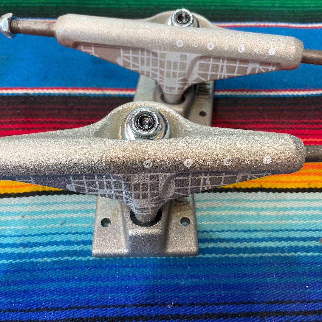 ベンチャー　WORRST スケートボードトラック グレー5.2low