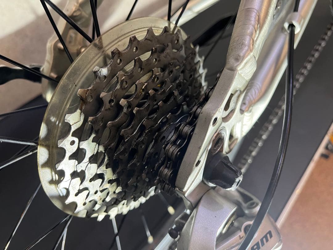 DAHON HELIOS 20インチ　8s 折り畳み　 ダホン