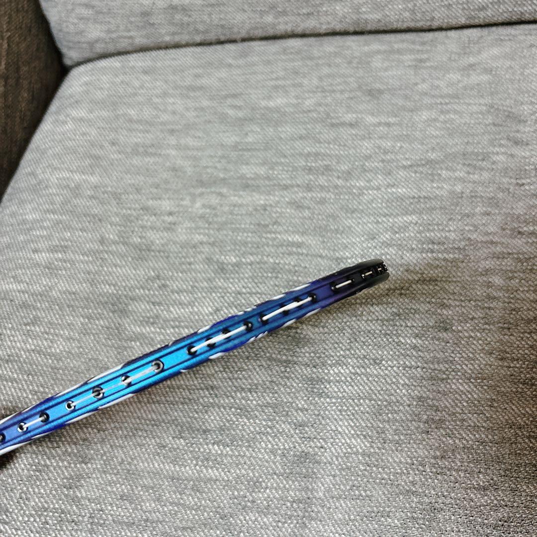 バドミントンラケット ヨネックス　アストロクス100zz 3UG5 希少品
